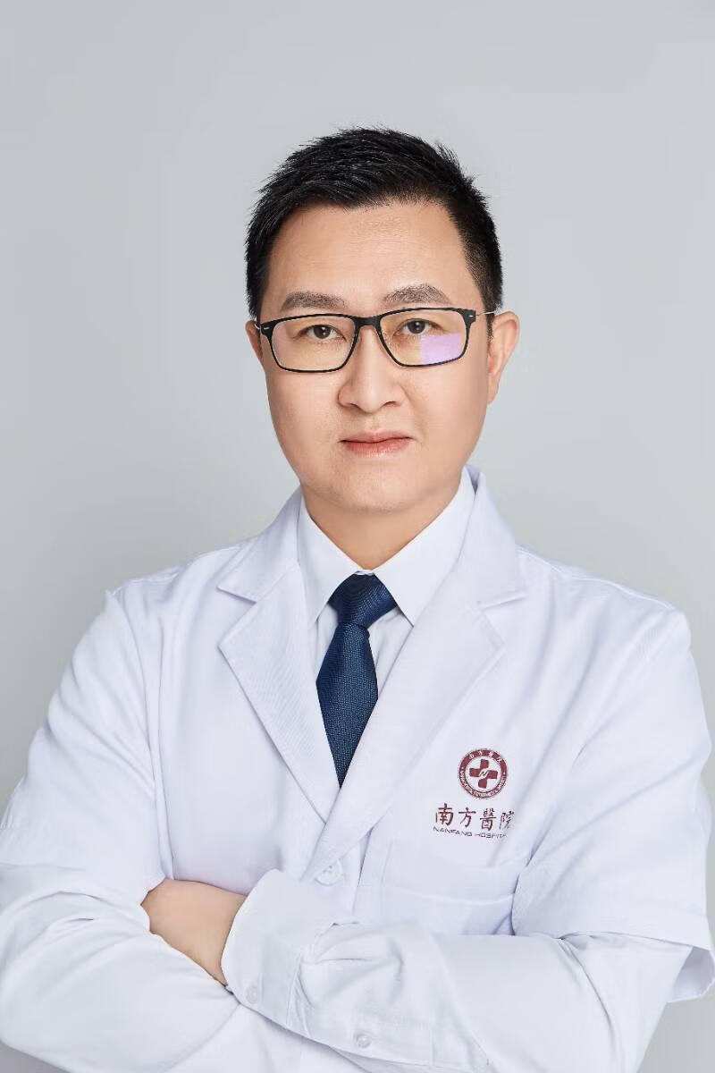 陈锦章